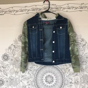 Jean jacket with camp sleeves and a camp hoodie